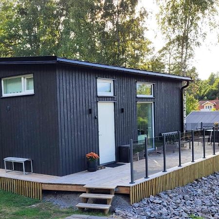 Cabin In The Woods, Close To Lake Maelaren Ескилстуна Екстериор снимка