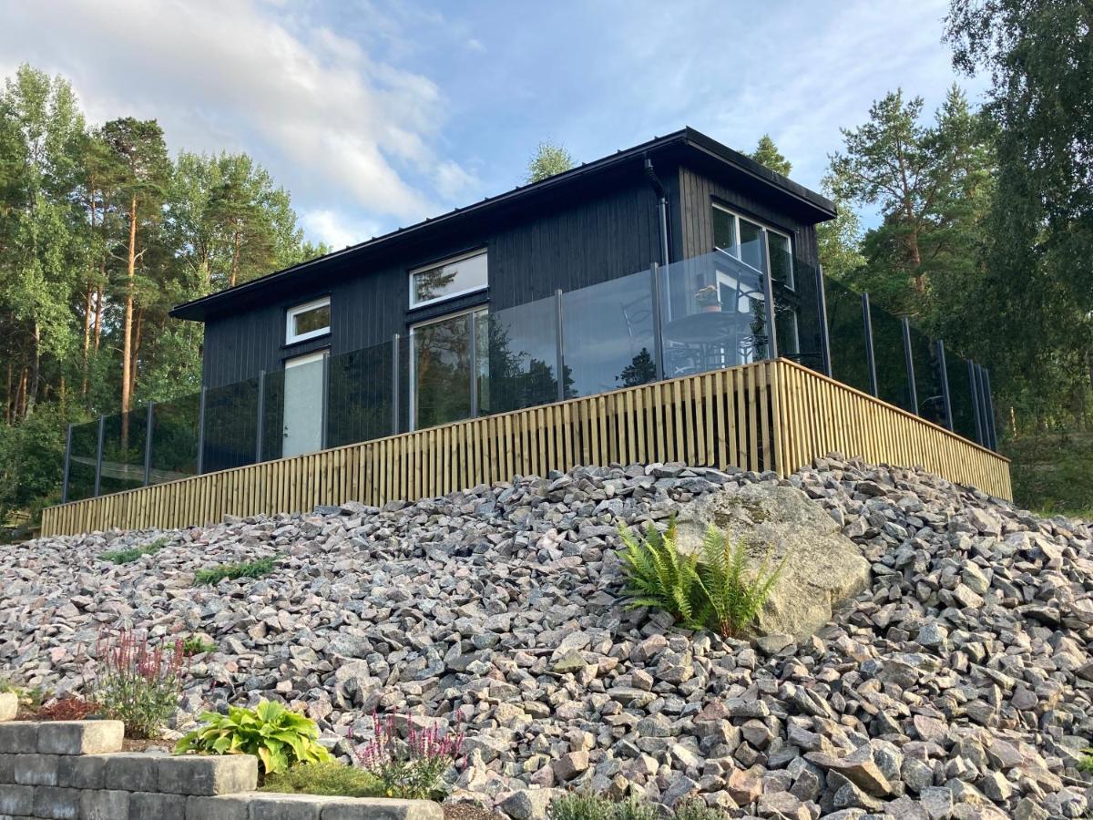 Cabin In The Woods, Close To Lake Maelaren Ескилстуна Екстериор снимка